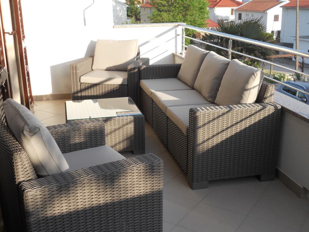 Apartments Mihalic Башка Екстер'єр фото
